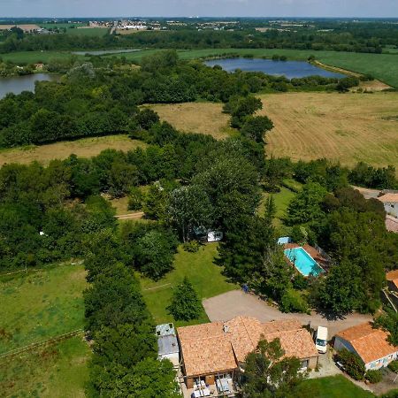 Вілла Domaine Les Rousselieres Олон-сюр-Мер Екстер'єр фото